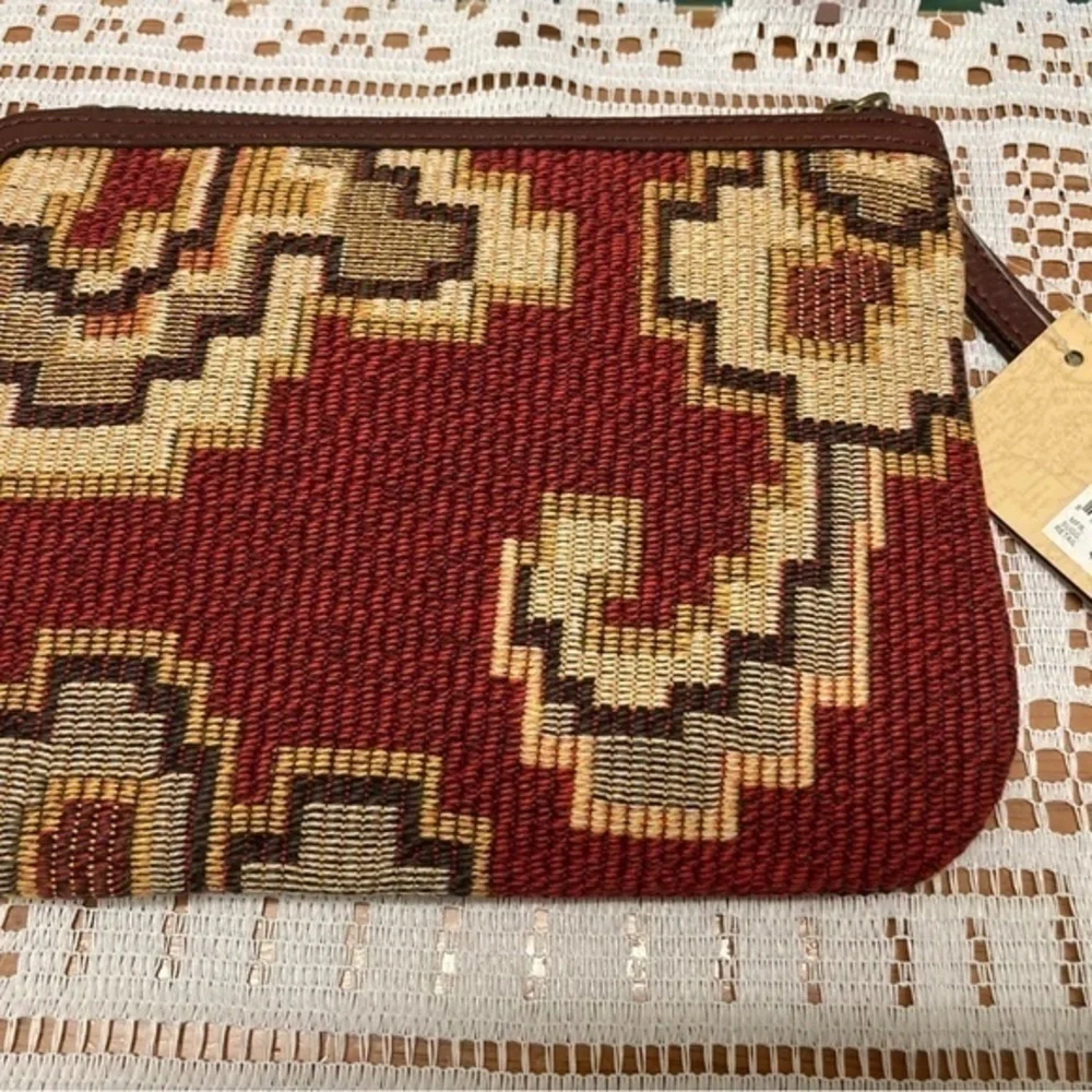 NWT Patricia Nash Cassini Wristlet Peruvian Tapestry - Handbag Purse